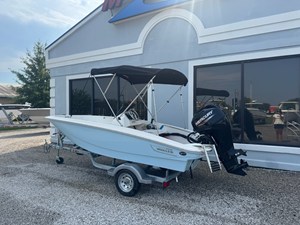 Boston Whaler 130 Super Sport 1 2027 Boston Whaler 130 Super Sport 2