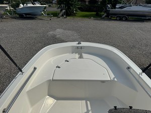 2027 Boston Whaler 130 Super Sport 12