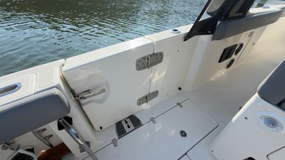 Boston Whaler 350 REALM 29 2025 Boston Whaler 350 REALM 30