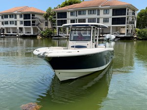 Robalo R302 CENTER CONSOLE 3 2017 Robalo R302 CENTER CONSOLE 4