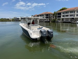 Robalo R302 CENTER CONSOLE 8 2017 Robalo R302 CENTER CONSOLE 9