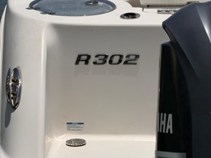 Robalo R302 CENTER CONSOLE 28 2017 Robalo R302 CENTER CONSOLE 29