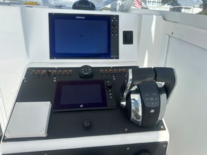 Ocean Master 31 EXPRESS SPORT CABIN 18 2005 Ocean Master 31 EXPRESS SPORT CABIN 19