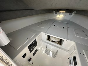 Ocean Master 31 EXPRESS SPORT CABIN 31 2005 Ocean Master 31 EXPRESS SPORT CABIN 32