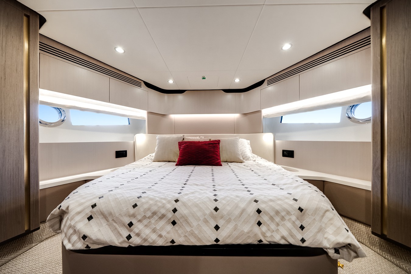 2024 Azimut FLY 60 18