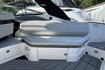 Sea Ray SLX 280 Outboard 6 2026 Sea Ray SLX 280 Outboard 7