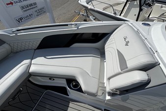 Sea Ray SLX 280 Outboard 25 2026 Sea Ray SLX 280 Outboard 26