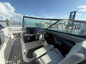 Sea Ray SLX 260 Outboard 8 2026 Sea Ray SLX 260 Outboard 9