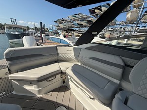 Sea Ray SLX 260 Outboard 14 2026 Sea Ray SLX 260 Outboard 15