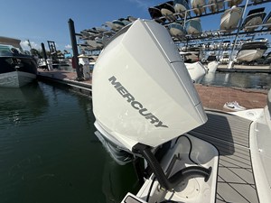 Sea Ray SLX 260 Outboard 24 2026 Sea Ray SLX 260 Outboard 25