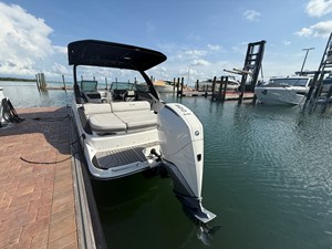 Sea Ray SLX 260 Outboard 25 2026 Sea Ray SLX 260 Outboard 26