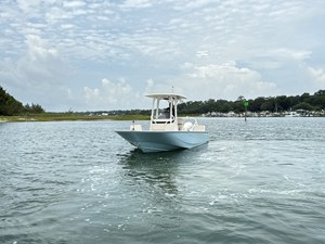 2027 Boston Whaler 210 Montauk 8