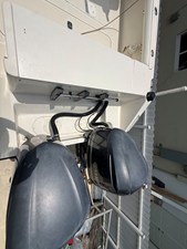 Pursuit 2870 CENTER CONSOLE 16 1999 Pursuit 2870 CENTER CONSOLE 17