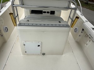 Pursuit 2870 CENTER CONSOLE 17 1999 Pursuit 2870 CENTER CONSOLE 18