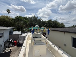 Pursuit 2870 CENTER CONSOLE 18 1999 Pursuit 2870 CENTER CONSOLE 19