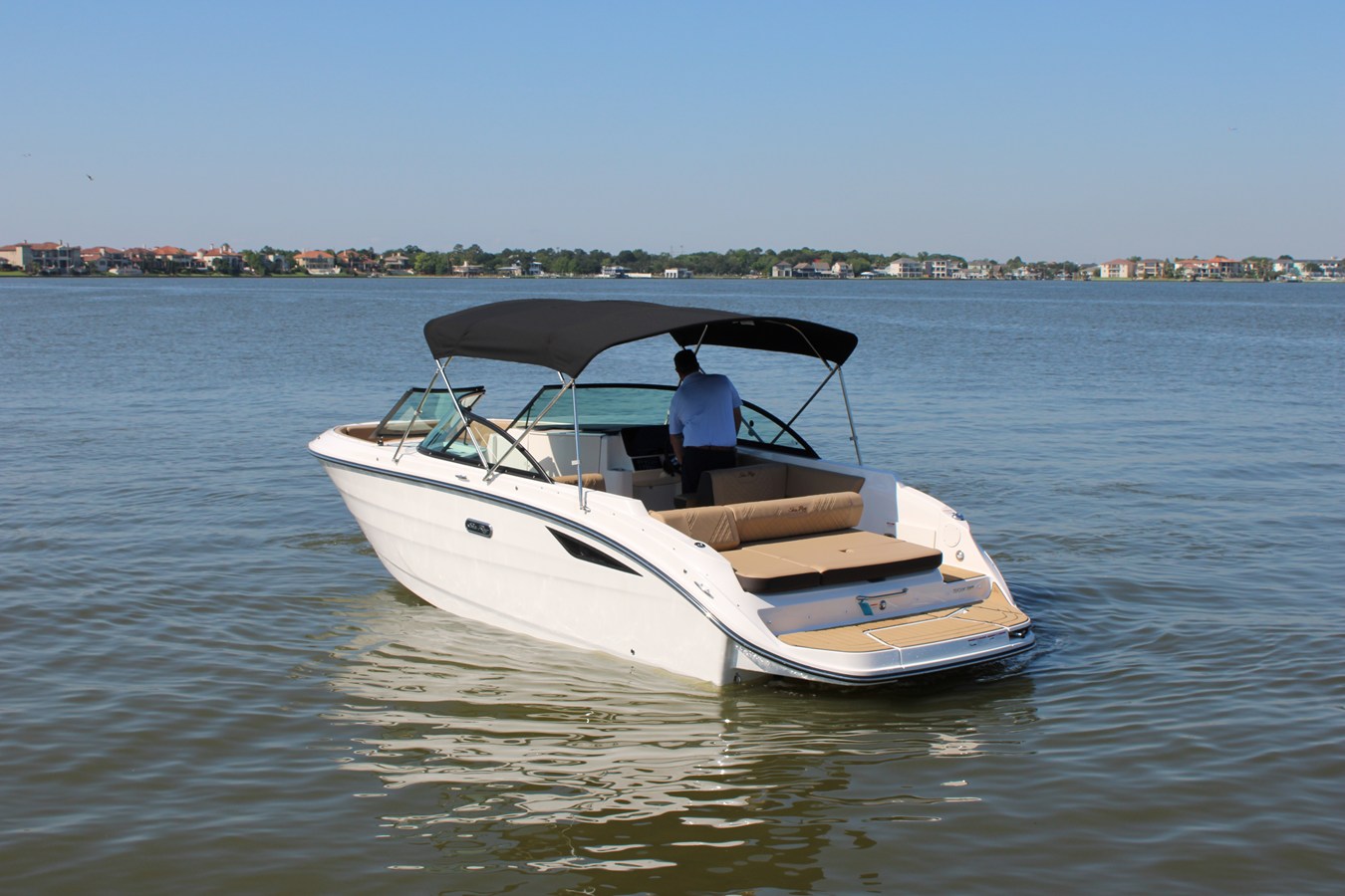 2026 Sea Ray SDX 230 5