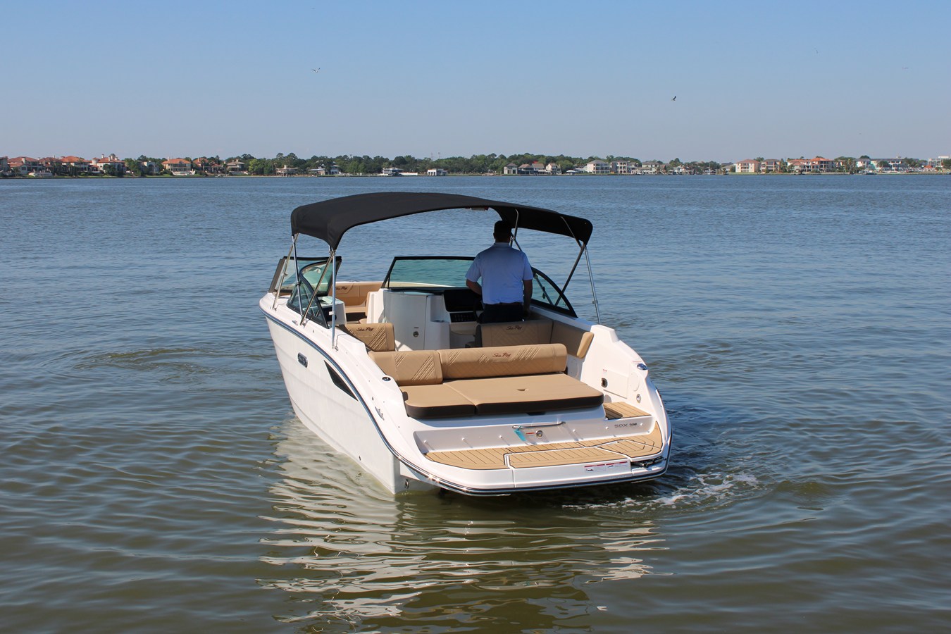 2026 Sea Ray SDX 230 7