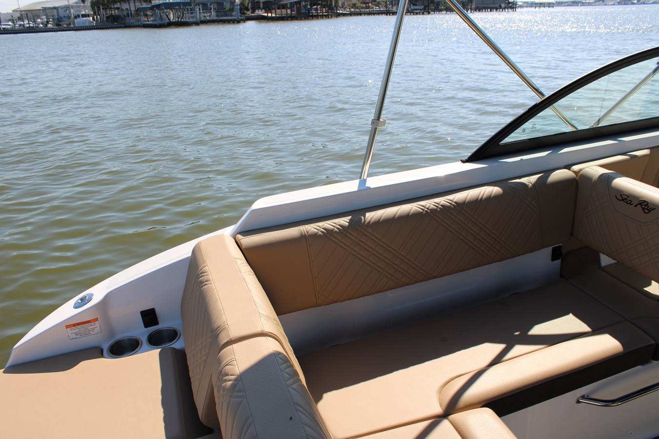 2026 Sea Ray SDX 230 23