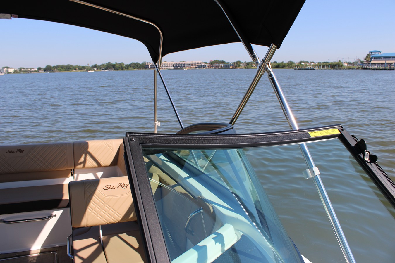 2026 Sea Ray SDX 230 28