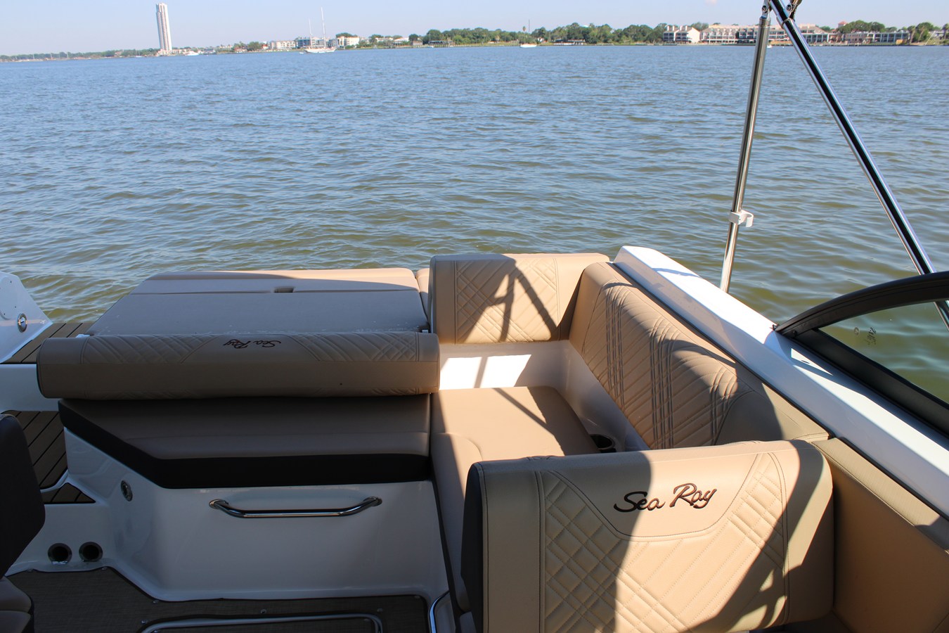 2026 Sea Ray SDX 230 30