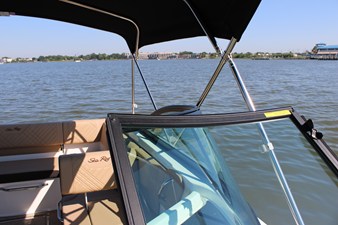 2026 Sea Ray SDX 230 28
