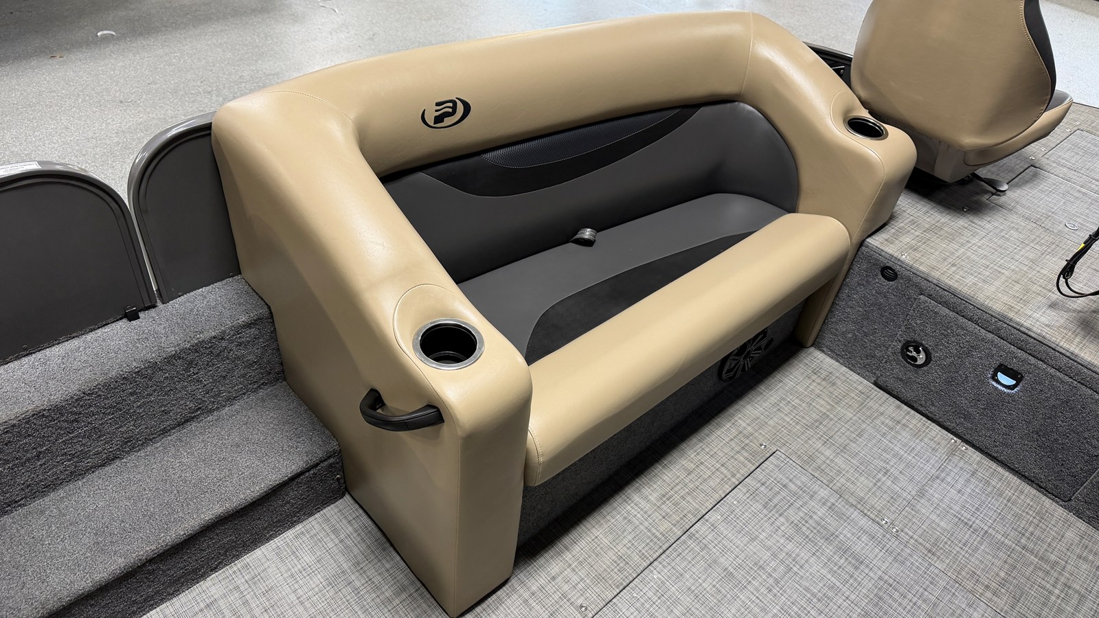 2022 Princecraft VENTURA 224 53