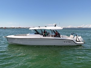 Cruisers Yachts 38 VTR 0 2026 Cruisers Yachts 38 VTR 1