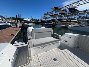 Cruisers Yachts 38 VTR 21 2026 Cruisers Yachts 38 VTR 22