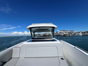 Cruisers Yachts 38 VTR 39 2026 Cruisers Yachts 38 VTR 40