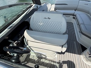 Sea Ray SLX 280 Outboard 16 2027 Sea Ray SLX 280 Outboard 17