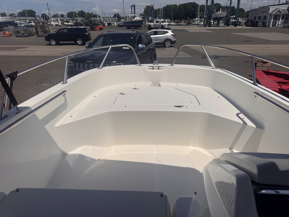2021 Boston Whaler 16 SUPER SPORT 12