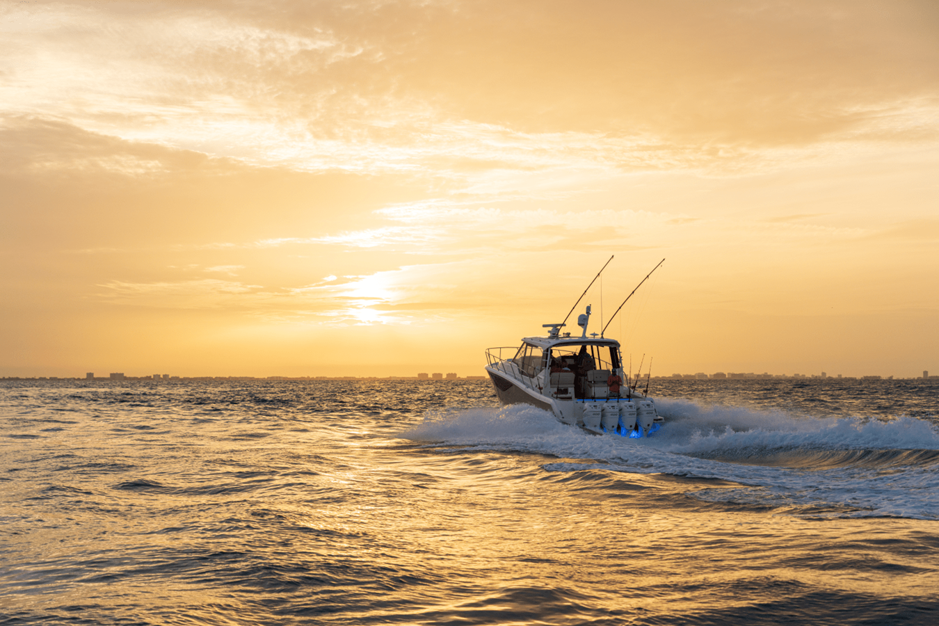2027 Boston Whaler 405 Conquest 11