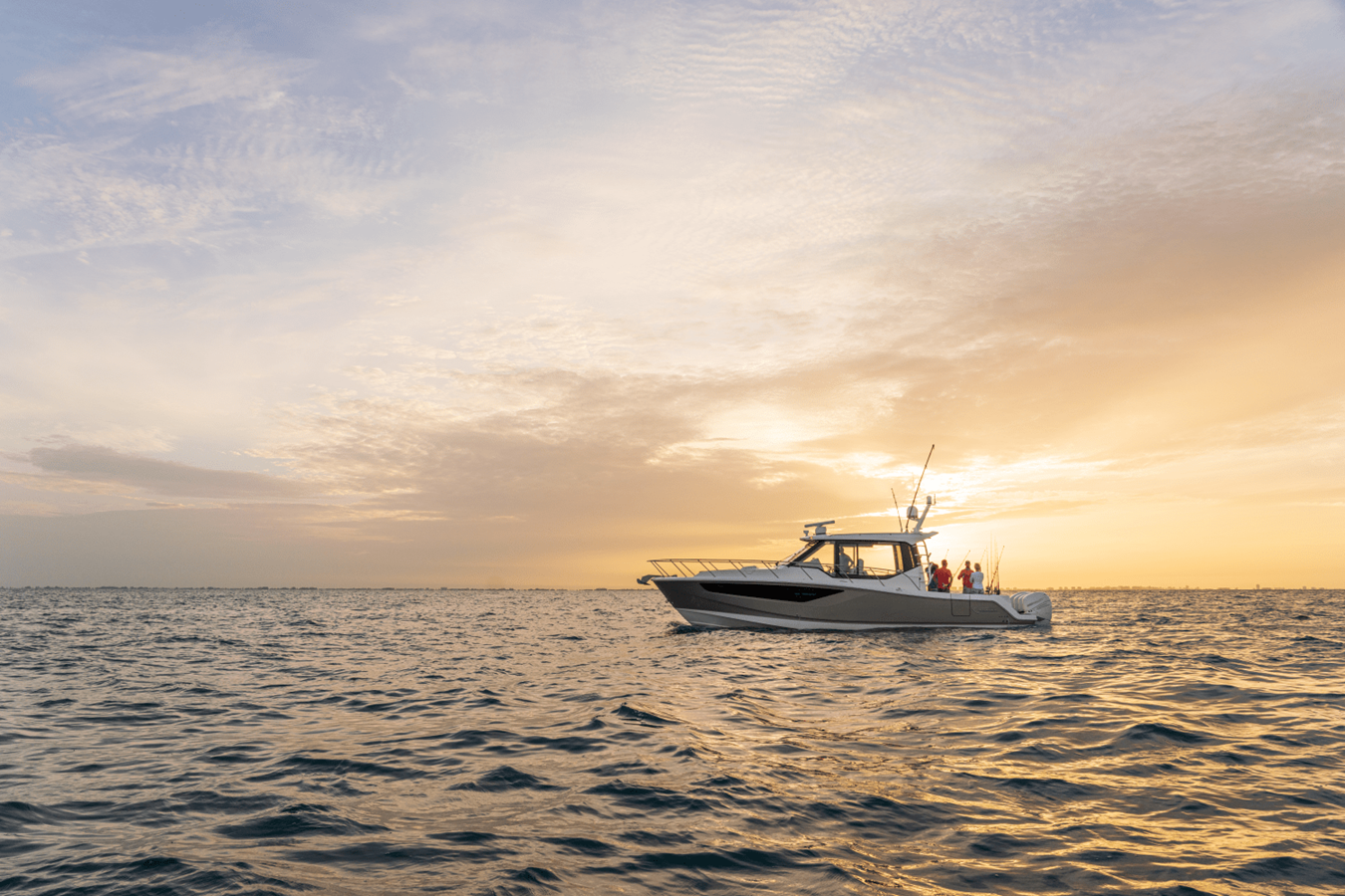 2027 Boston Whaler 405 Conquest 14
