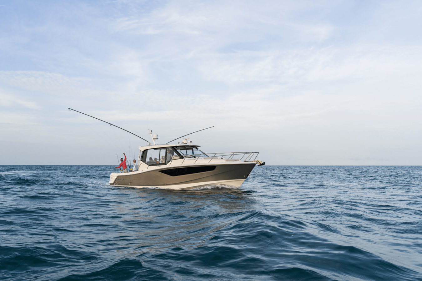 2027 Boston Whaler 405 Conquest 20