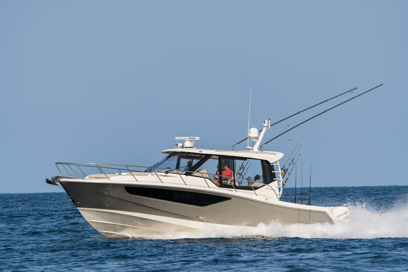 2027 Boston Whaler 405 Conquest 31