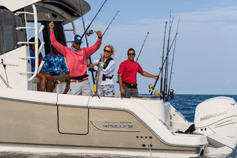 2027 Boston Whaler 405 Conquest 25