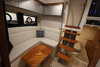 2027 Boston Whaler 405 Conquest 53