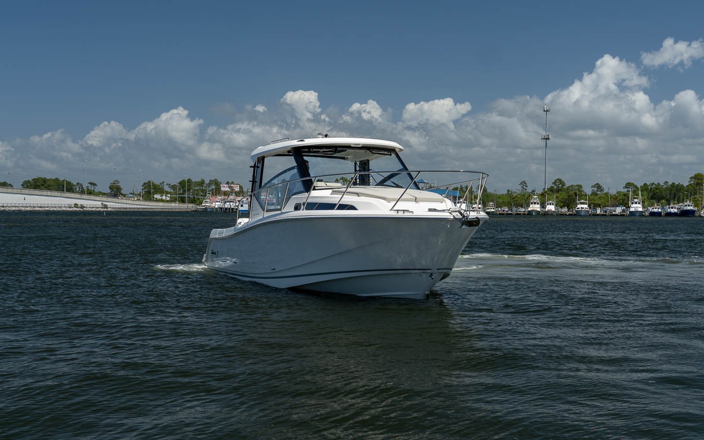 2026 Boston Whaler 325 Conquest 7