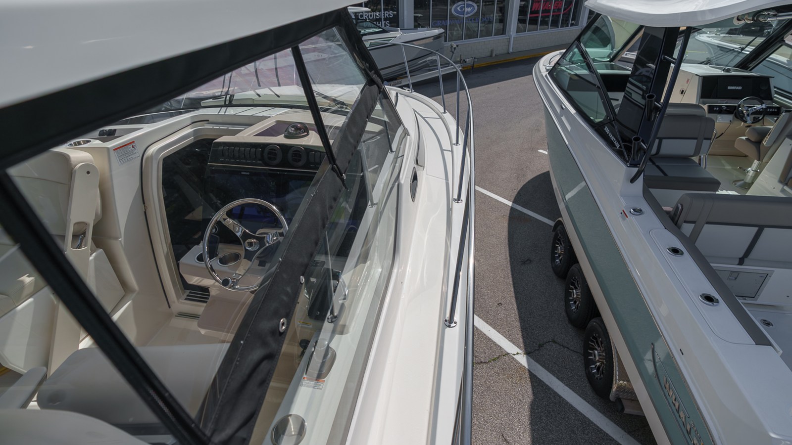 2026 Boston Whaler 325 Conquest 13