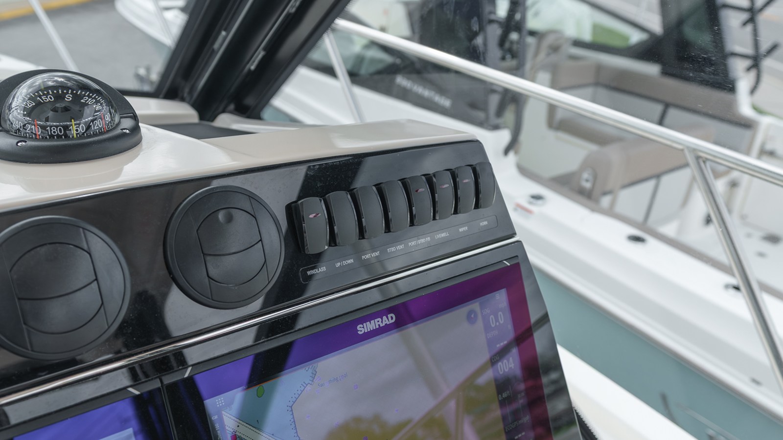 2026 Boston Whaler 325 Conquest 31