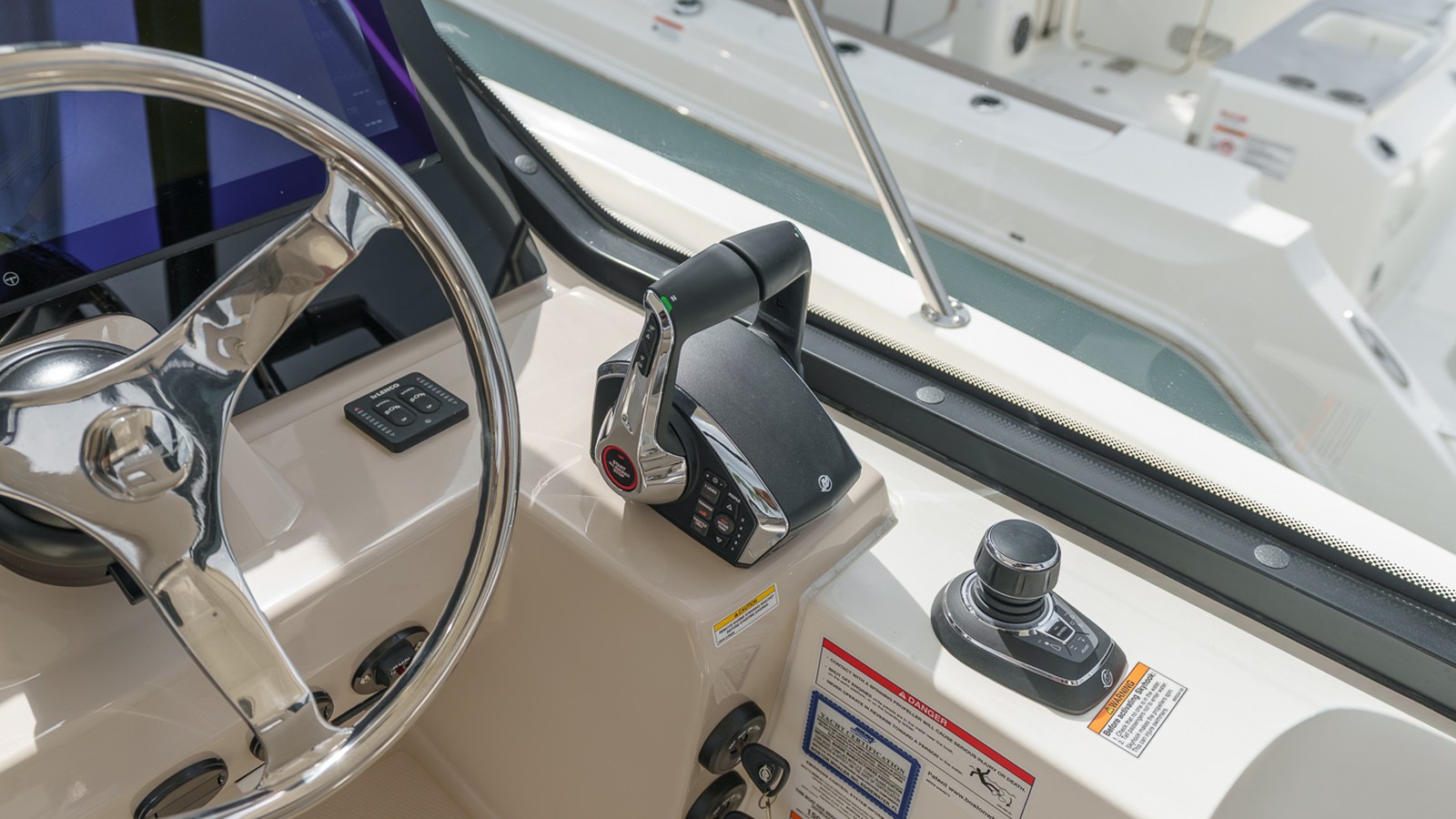2026 Boston Whaler 325 Conquest 36