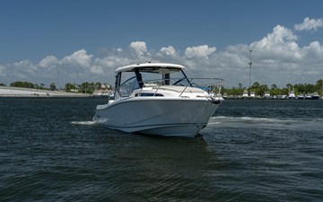 2026 Boston Whaler 325 Conquest 7