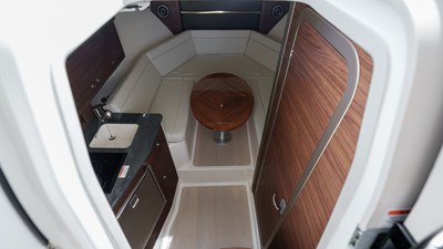 2026 Boston Whaler 325 Conquest 15