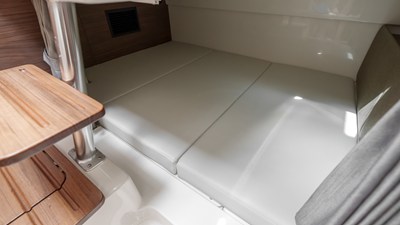 2026 Boston Whaler 325 Conquest 21