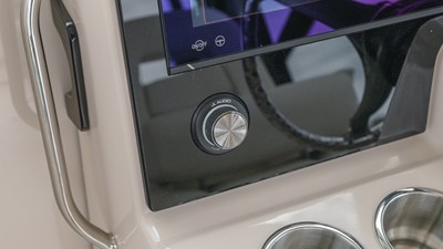 2026 Boston Whaler 325 Conquest 32