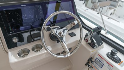 2026 Boston Whaler 325 Conquest 35