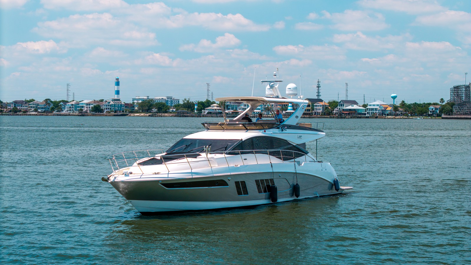 2017 Sea Ray L650 Fly 14