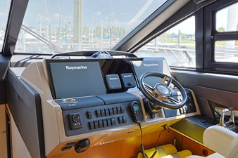 2017 Sea Ray L650 Fly 26