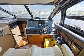 2017 Sea Ray L650 Fly 27