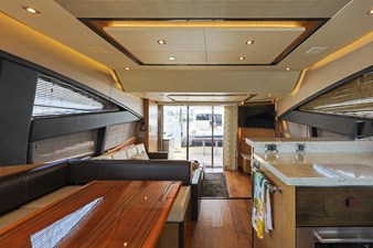 2017 Sea Ray L650 Fly 33